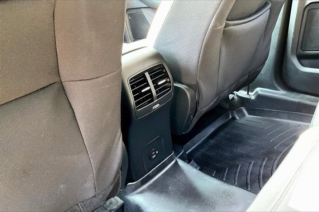 Used 2020 Ford Escape SE image 10