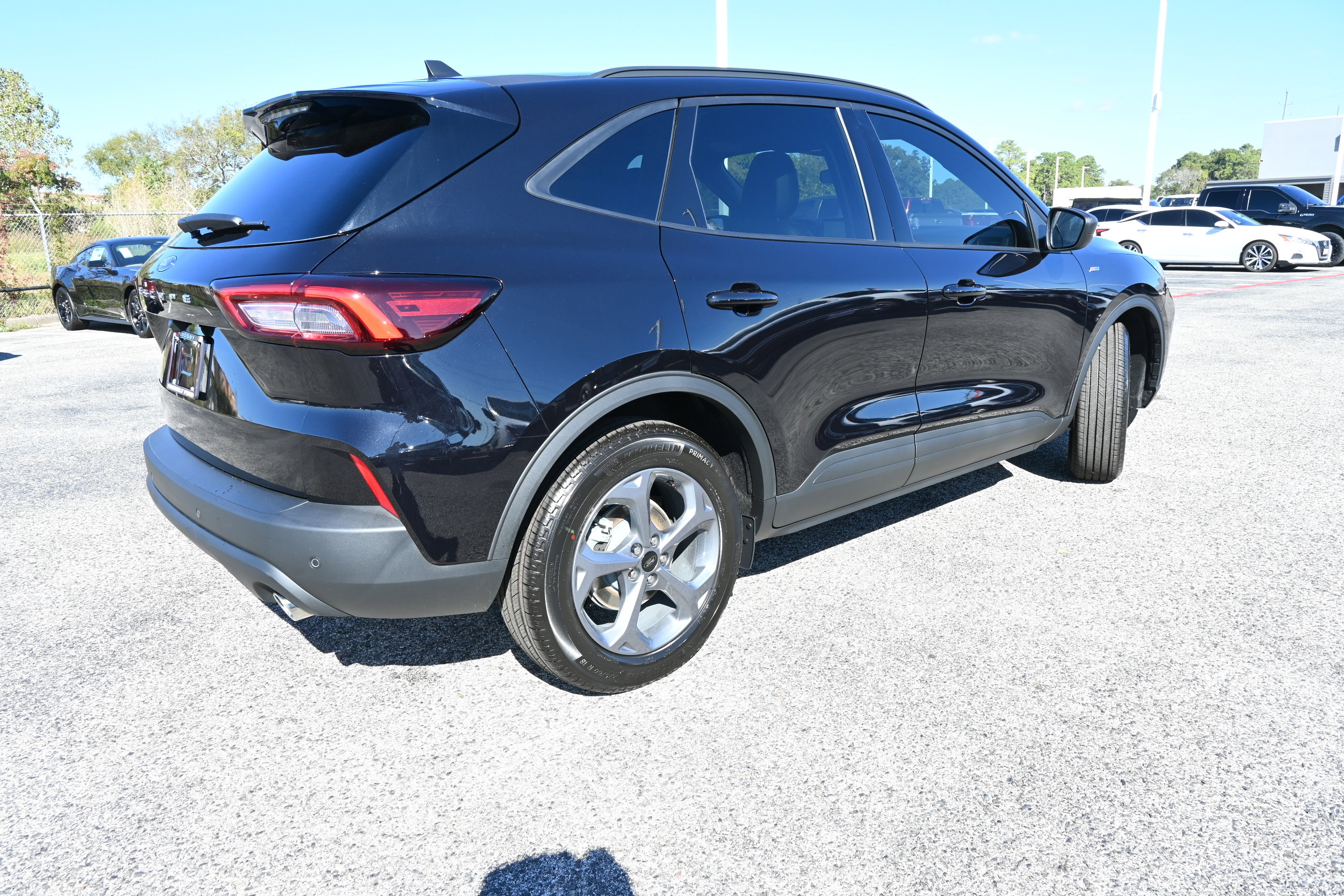 New 2026 Ford Escape ST-Line w/ Tech Pack #1 image 2