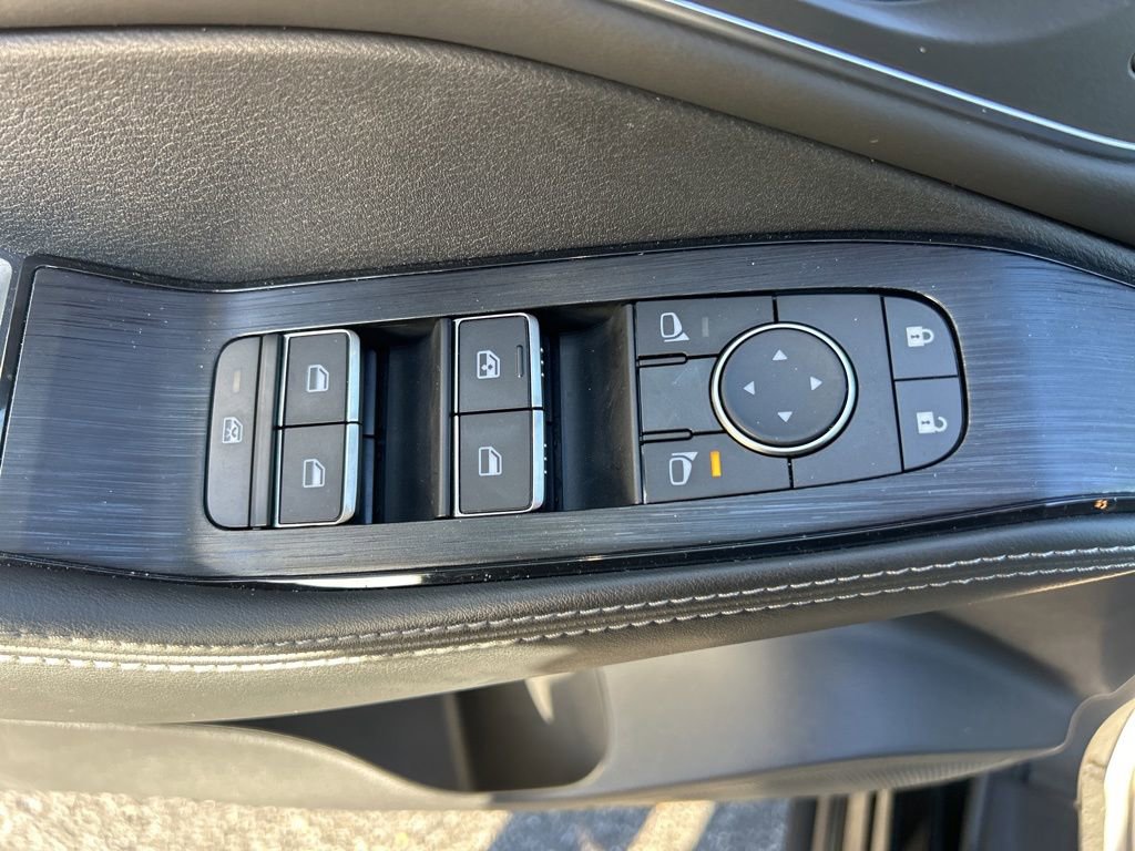 Used 2024 Nissan Rogue Platinum w/ Platinum Premium Package image 23