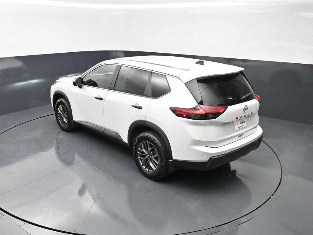 Certified 2025 Nissan Rogue S FWD image 19