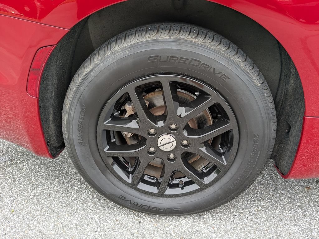 Used 2024 Chrysler Pacifica Touring-L FWD image 19