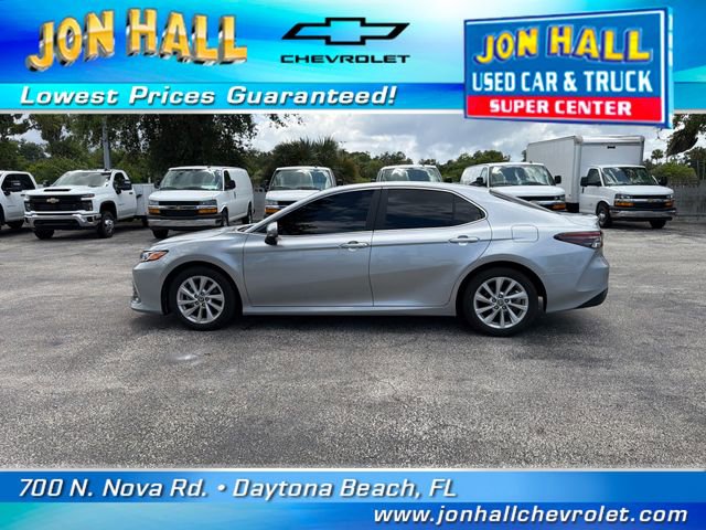 Used 2024 Toyota Camry LE w/ Convenience Package FWD image 5