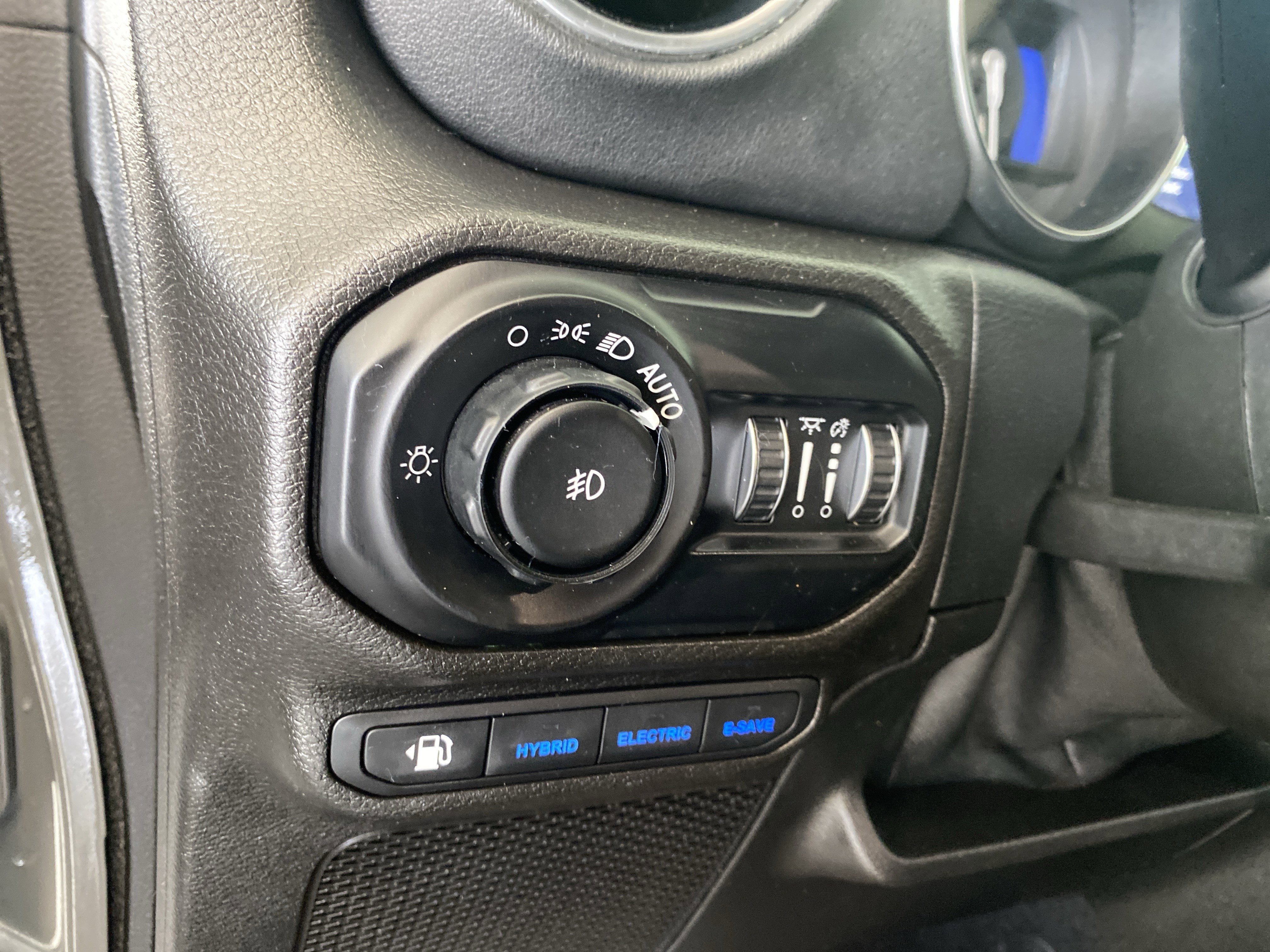 Used 2021 Jeep Wrangler Unlimited Sahara image 10