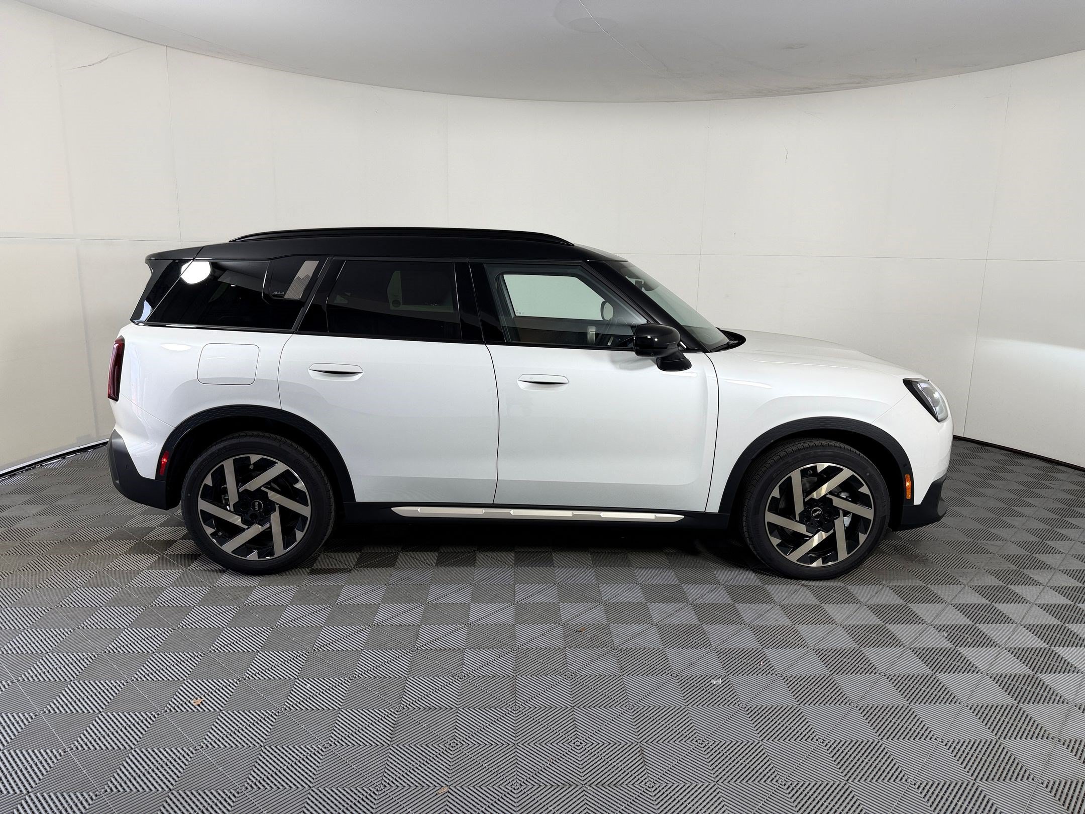 New 2027 MINI Cooper Countryman S AWD/4WD image 8