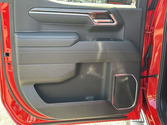 New 2026 GMC Sierra 1500 Elevation w/ LPO, Elevation Black Package image 15