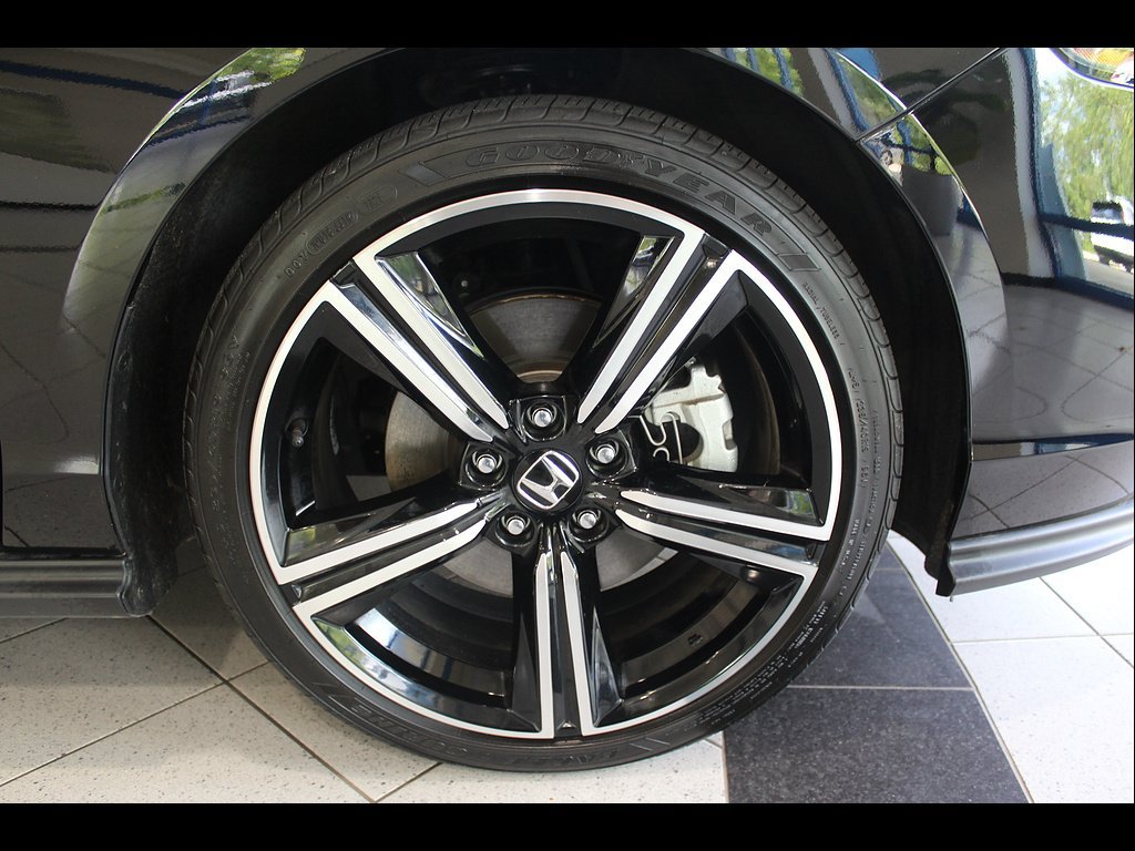 Used 2025 Honda Accord Sport image 10