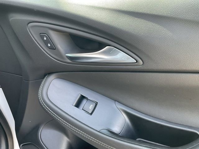 Used 2025 Buick Encore GX Preferred image 15