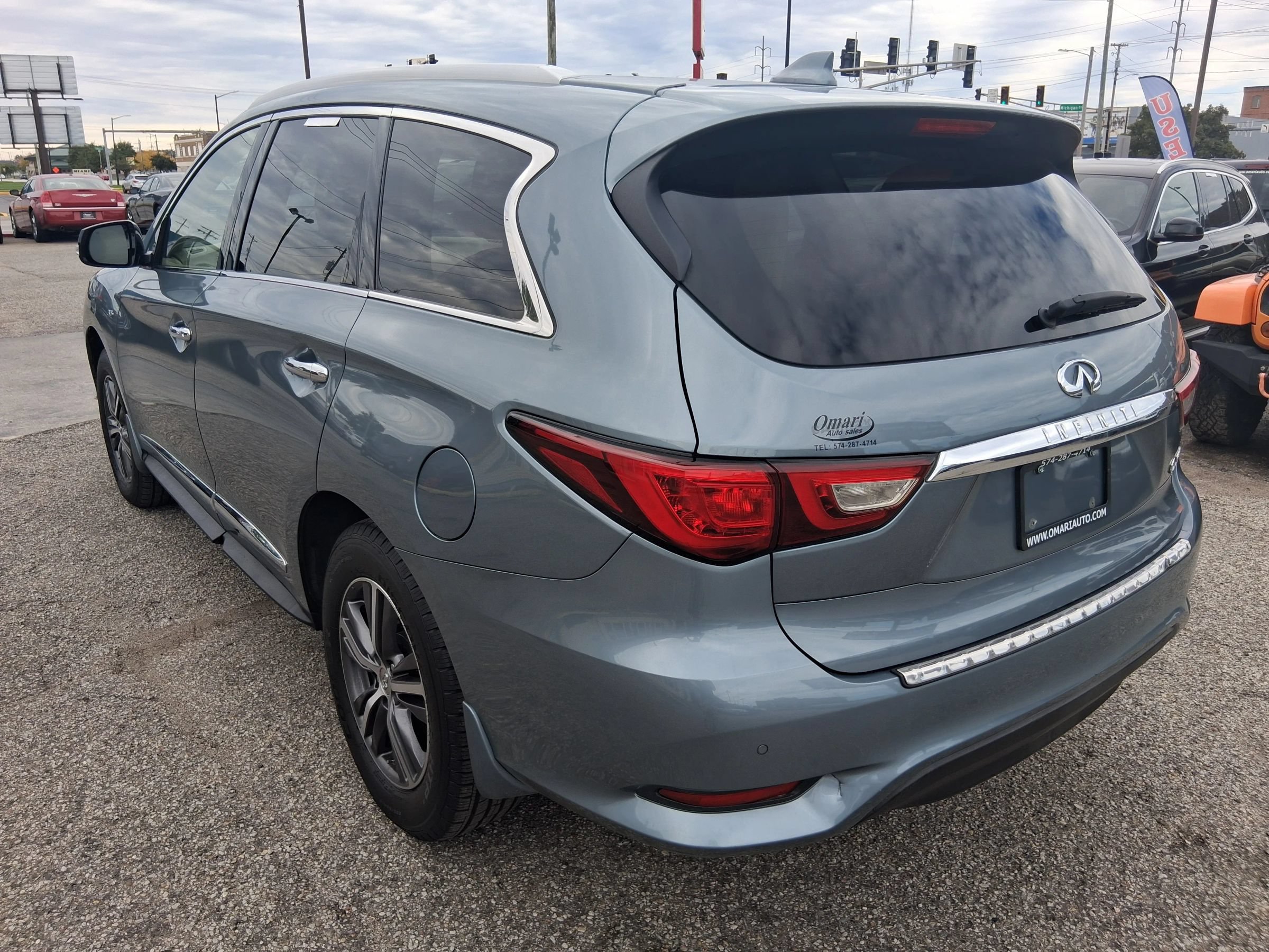 Used 2018 INFINITI QX60 Luxe w/ Premium Plus Package AWD/4WD image 4