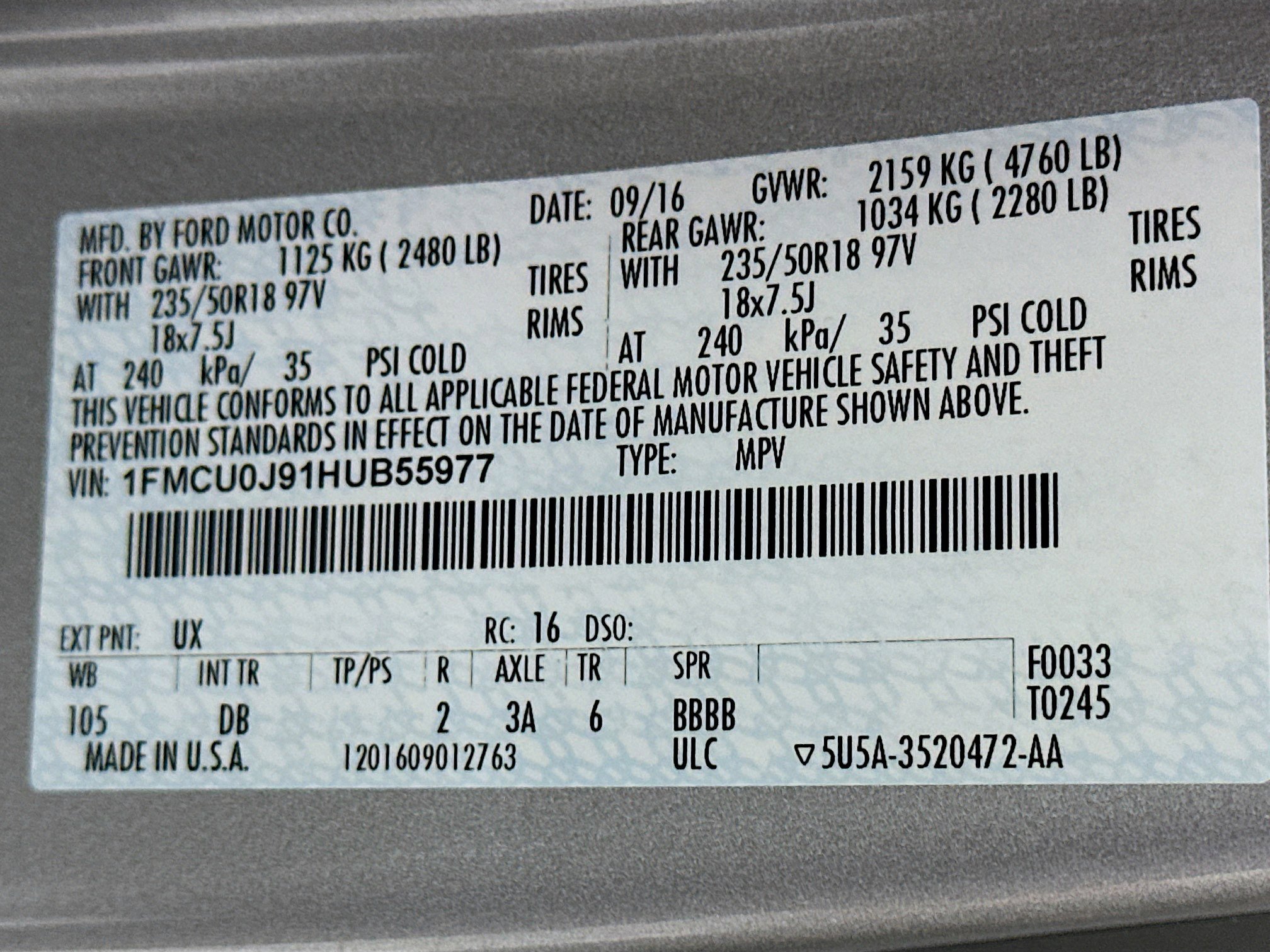 Used 2017 Ford Escape Titanium FWD image 12