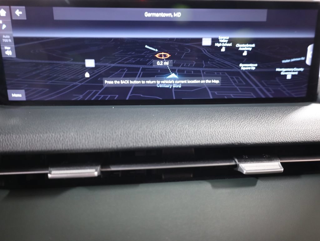Used 2022 Genesis GV70 2.5T w/ Advanced Package AWD/4WD image 82