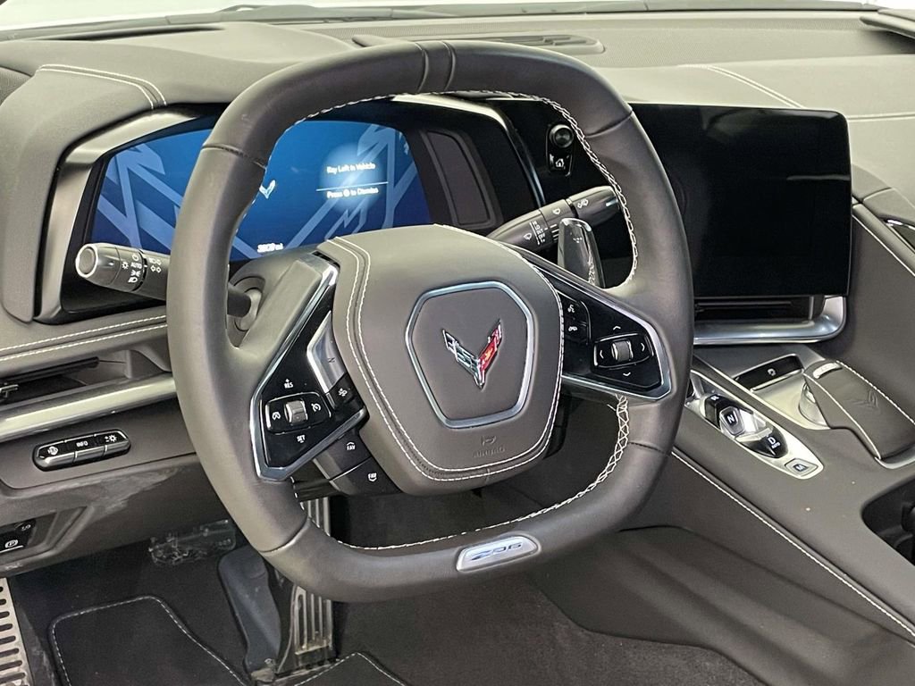Used 2025 Chevrolet Corvette Z06 image 4