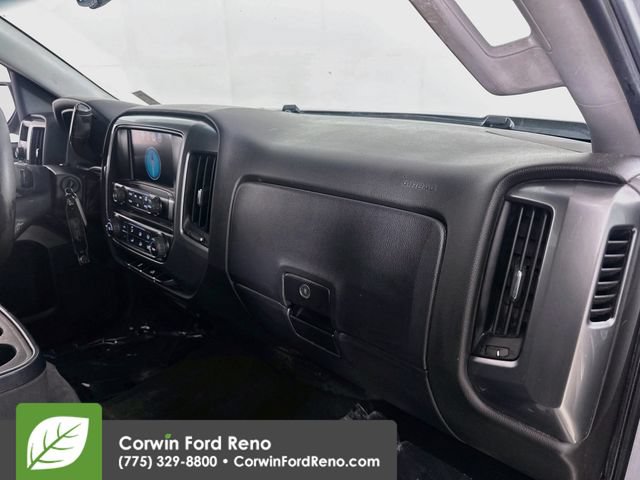 Used 2018 Chevrolet Silverado 1500 LT AWD/4WD image 30