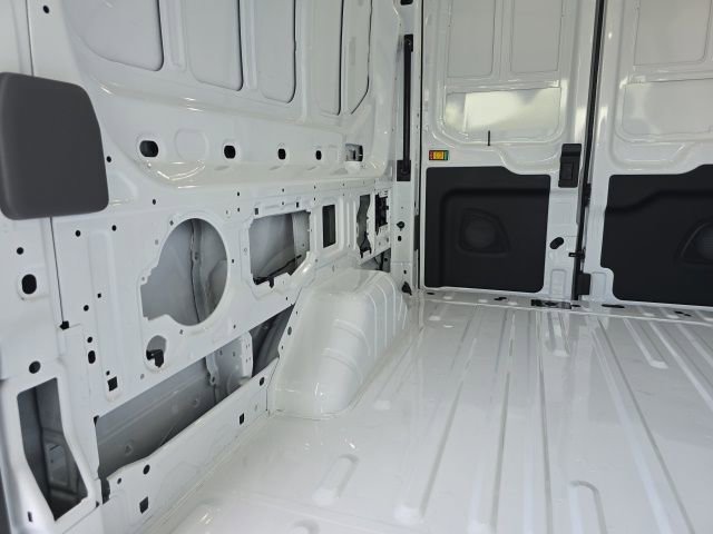 New 2025 Ford Transit 250 148 Medium Roof image 25