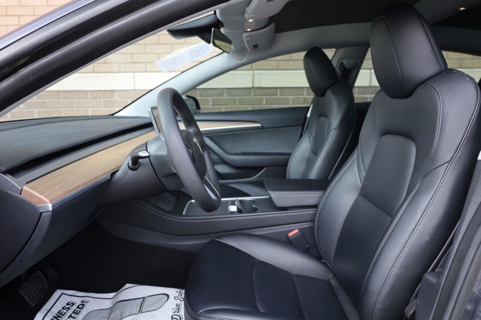 Used 2023 Tesla Model 3 Standard Range RWD image 17