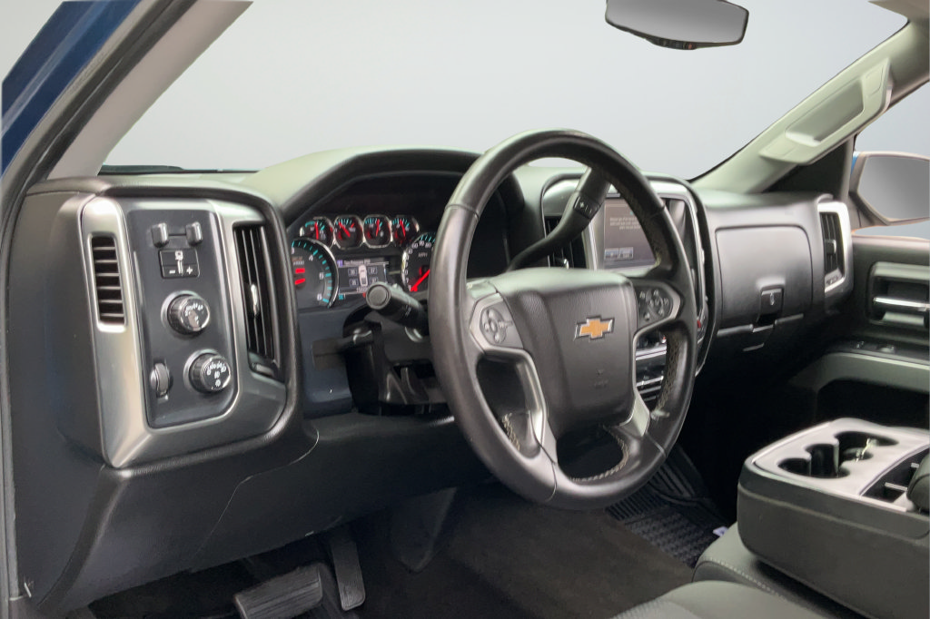 Used 2018 Chevrolet Silverado 1500 LT w/ All Star Edition AWD/4WD image 23