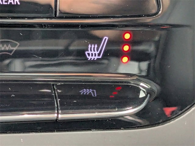 Used 2023 Buick Envision Essence image 23