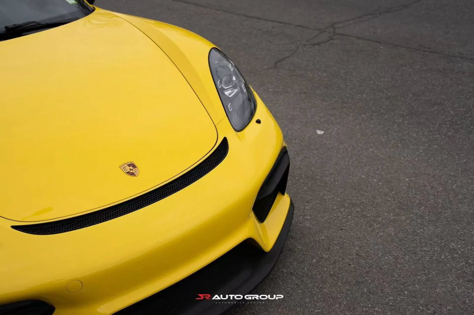Used 2020 Porsche 718 Cayman GT4 RWD image 8