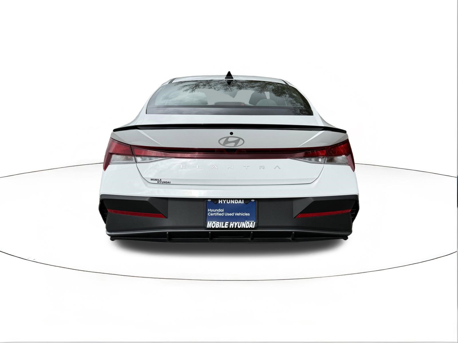 Certified 2025 Hyundai Elantra Sport image 4