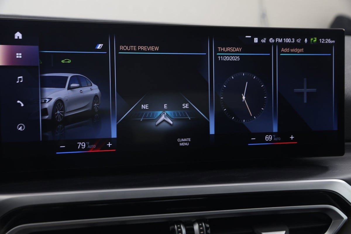 Used 2023 BMW 330e xDrive w/ Premium Package image 35