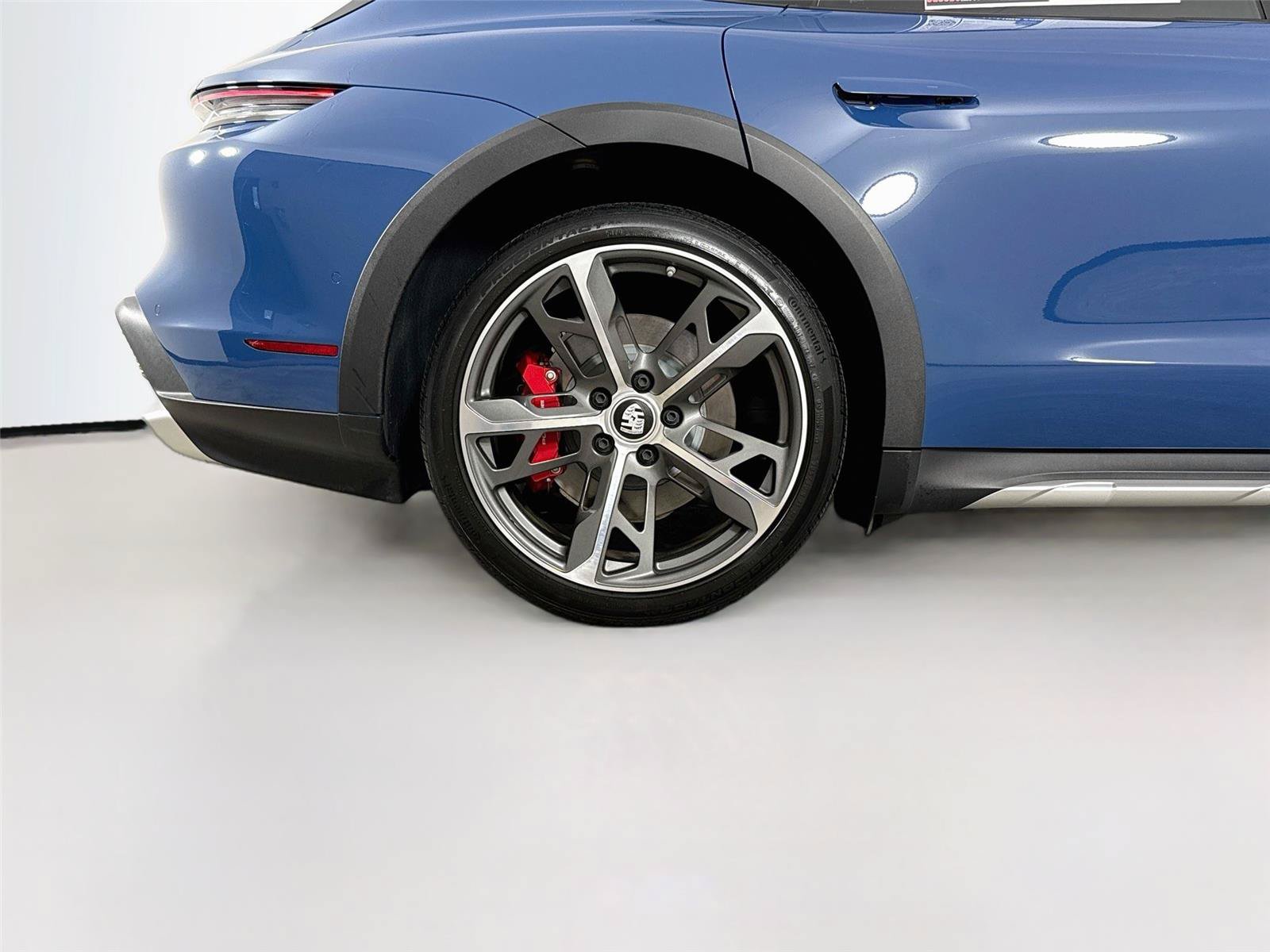 Used 2024 Porsche Taycan 4S AWD/4WD image 37