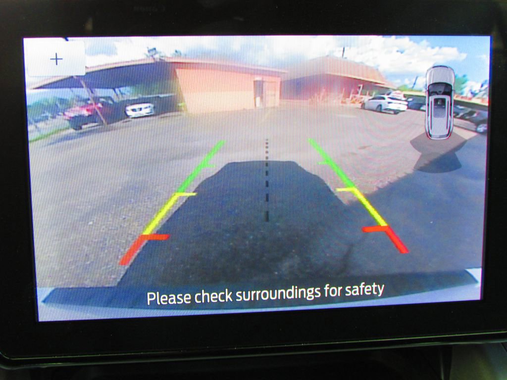 Used 2020 Ford Explorer XLT image 10