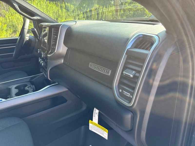 New 2026 RAM 3500 Big Horn AWD/4WD image 17