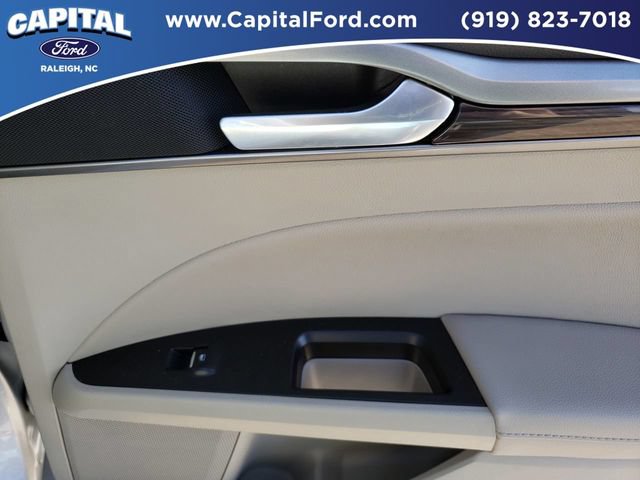 Used 2019 Ford Fusion SEL FWD image 40
