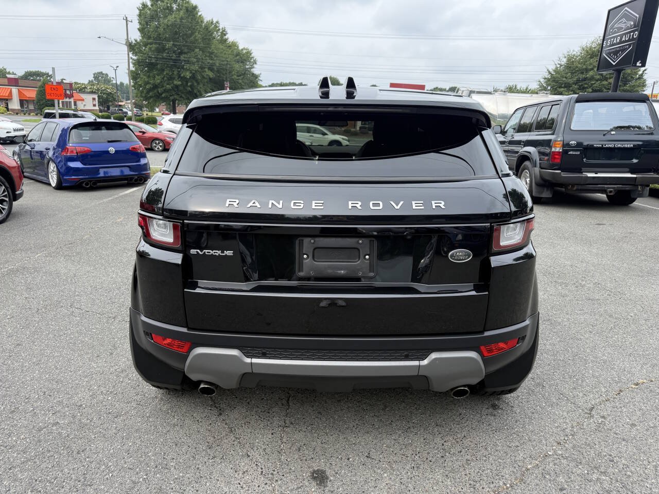Used 2017 Land Rover Range Rover Evoque SE Premium AWD/4WD image 6