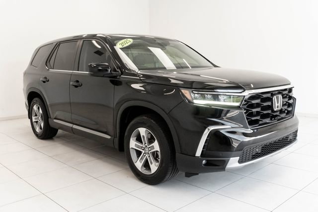 Used 2025 Honda Pilot EX-L image 7