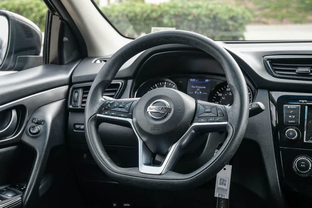 Used 2020 Nissan Rogue Sport S FWD image 12