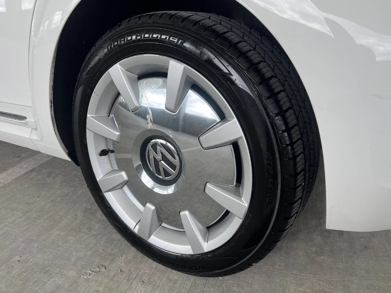 Used 2013 Volkswagen Beetle 2.5 image 26