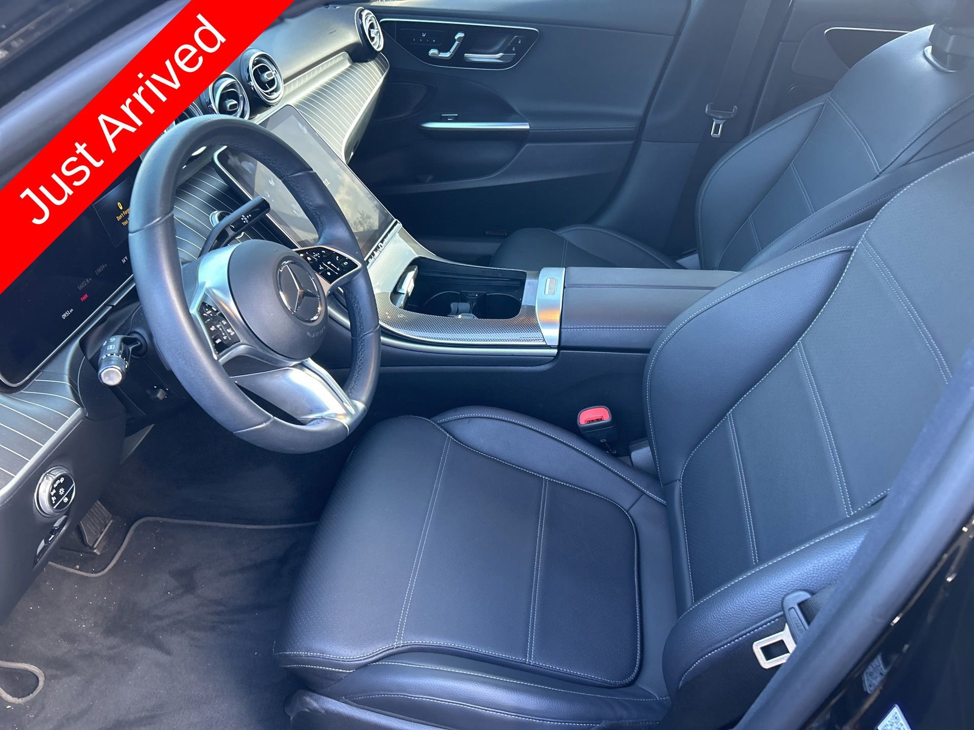 Used 2023 Mercedes-Benz C 300 Sedan image 6