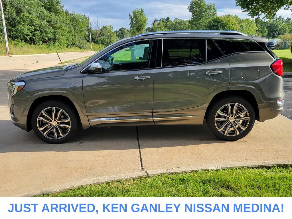 Used 2018 GMC Terrain Denali w/ Advanced Safety Package AWD/4WD image 6