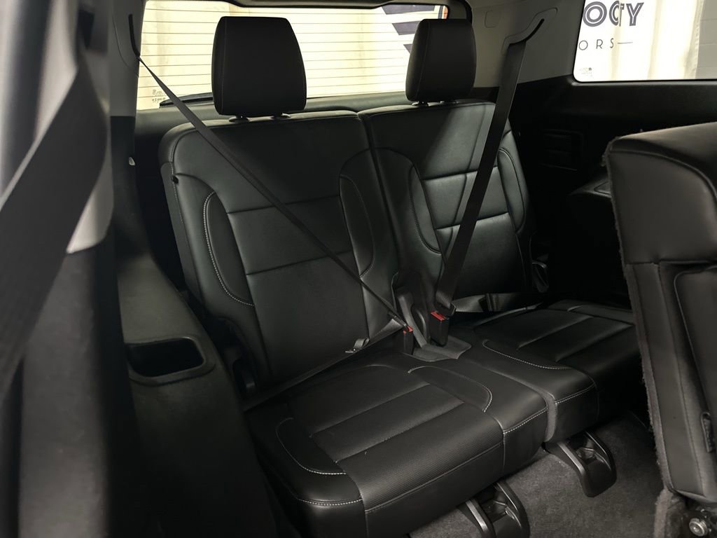 Used 2021 GMC Acadia SLT image 37