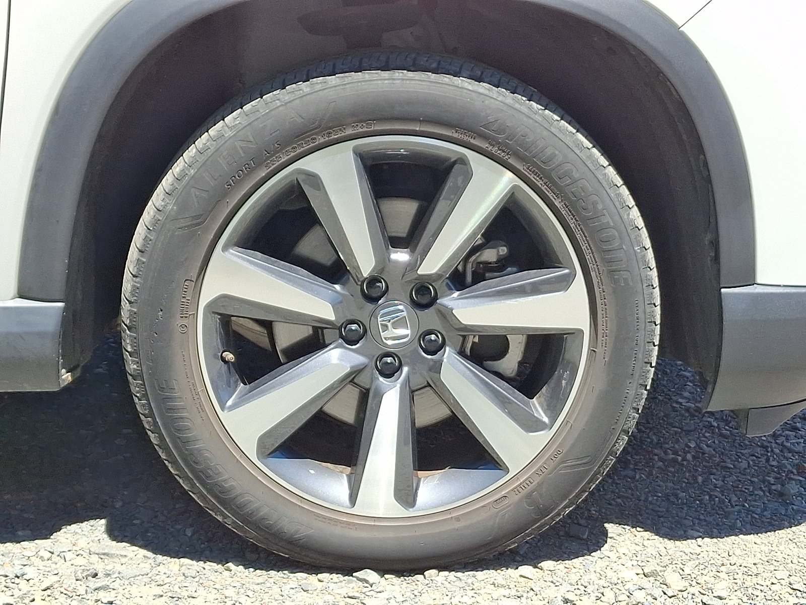Used 2024 Honda Pilot Elite image 8