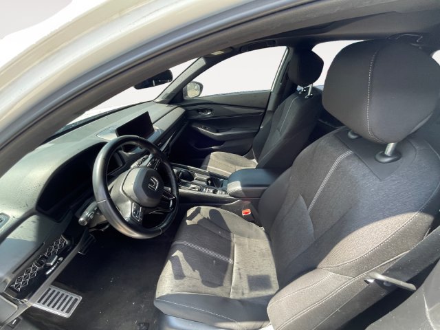 Used 2023 Honda Accord Sport image 9