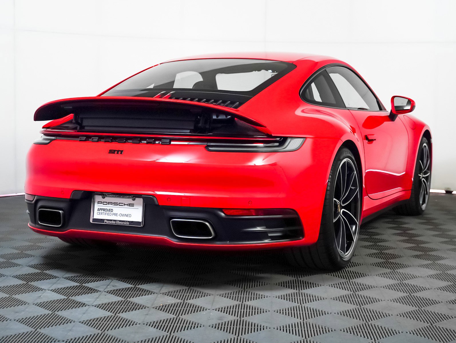 Certified 2021 Porsche 911 Carrera image 10
