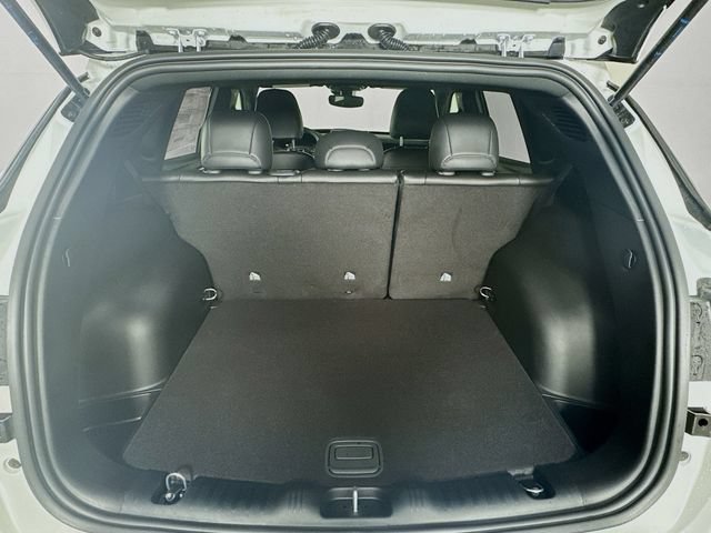 New 2026 Jeep Compass Latitude AWD/4WD image 25