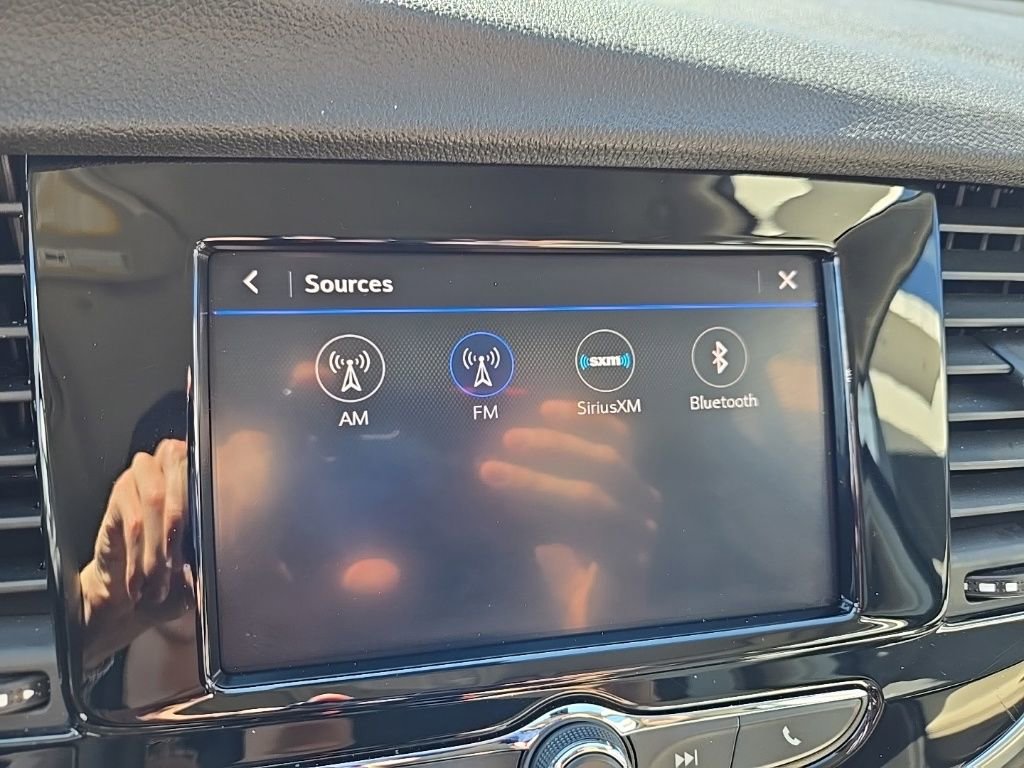 Used 2022 Buick Encore Preferred w/ Safety Package image 27