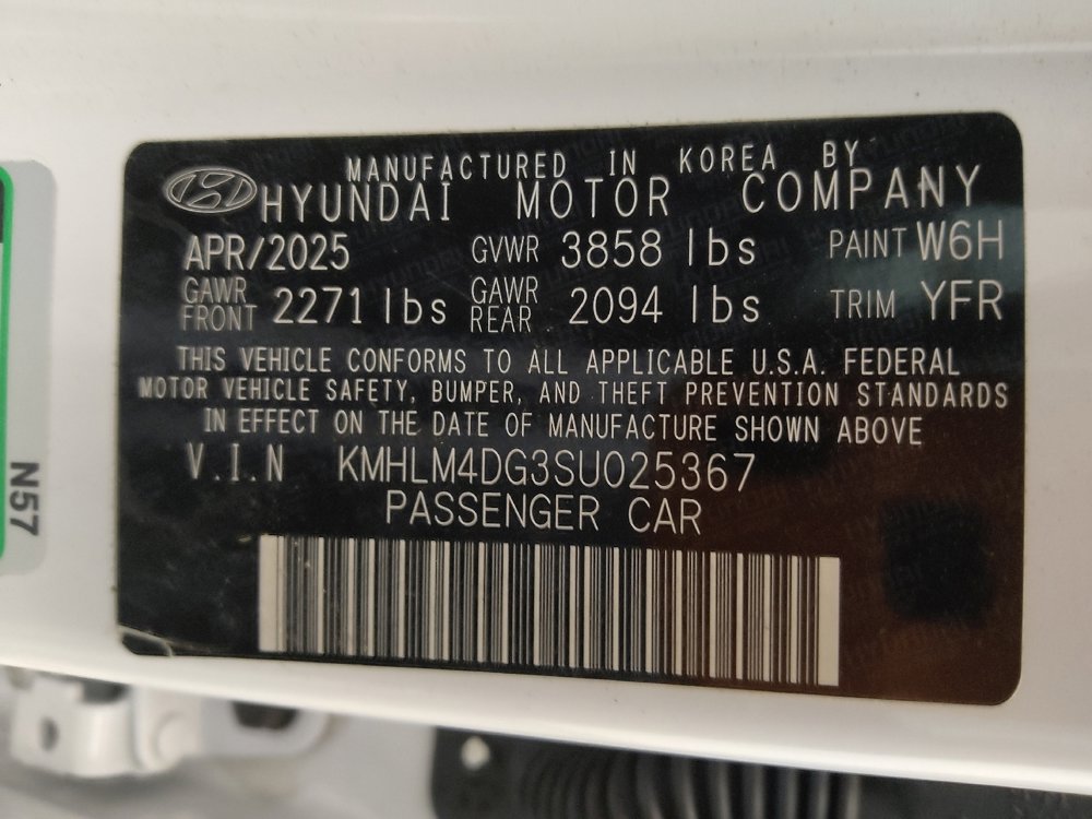 Used 2025 Hyundai Elantra Sport FWD image 33