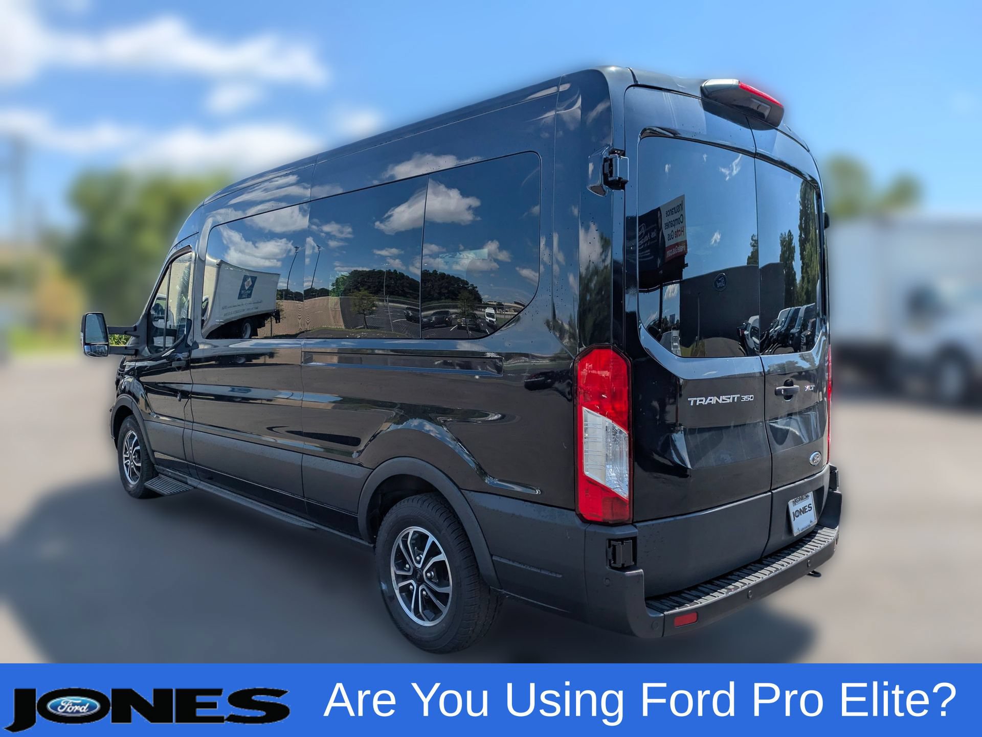 New 2025 Ford Transit 350 XLT RWD image 9