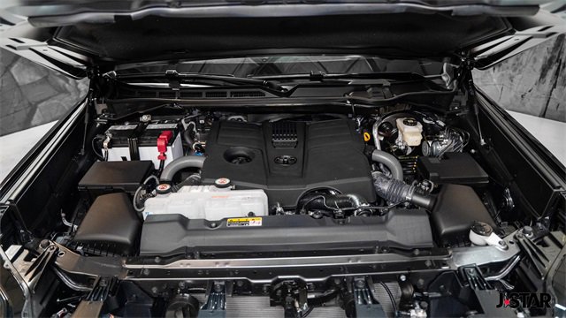 Used 2025 Toyota Tundra Limited image 20