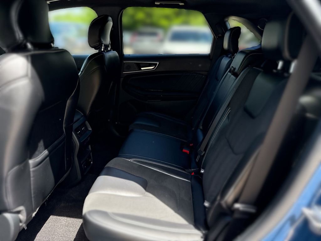 Used 2019 Ford Edge ST w/ Equipment Group 401A AWD/4WD image 23