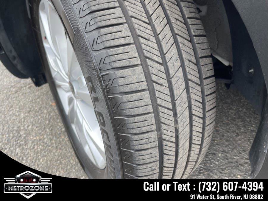 Used 2021 Kia Telluride LX image 37