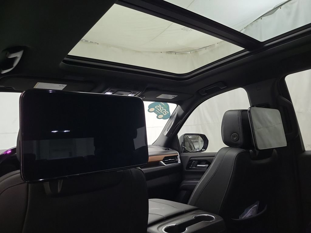 Certified 2025 GMC Yukon Denali w/ Denali Reserve Package AWD/4WD image 6