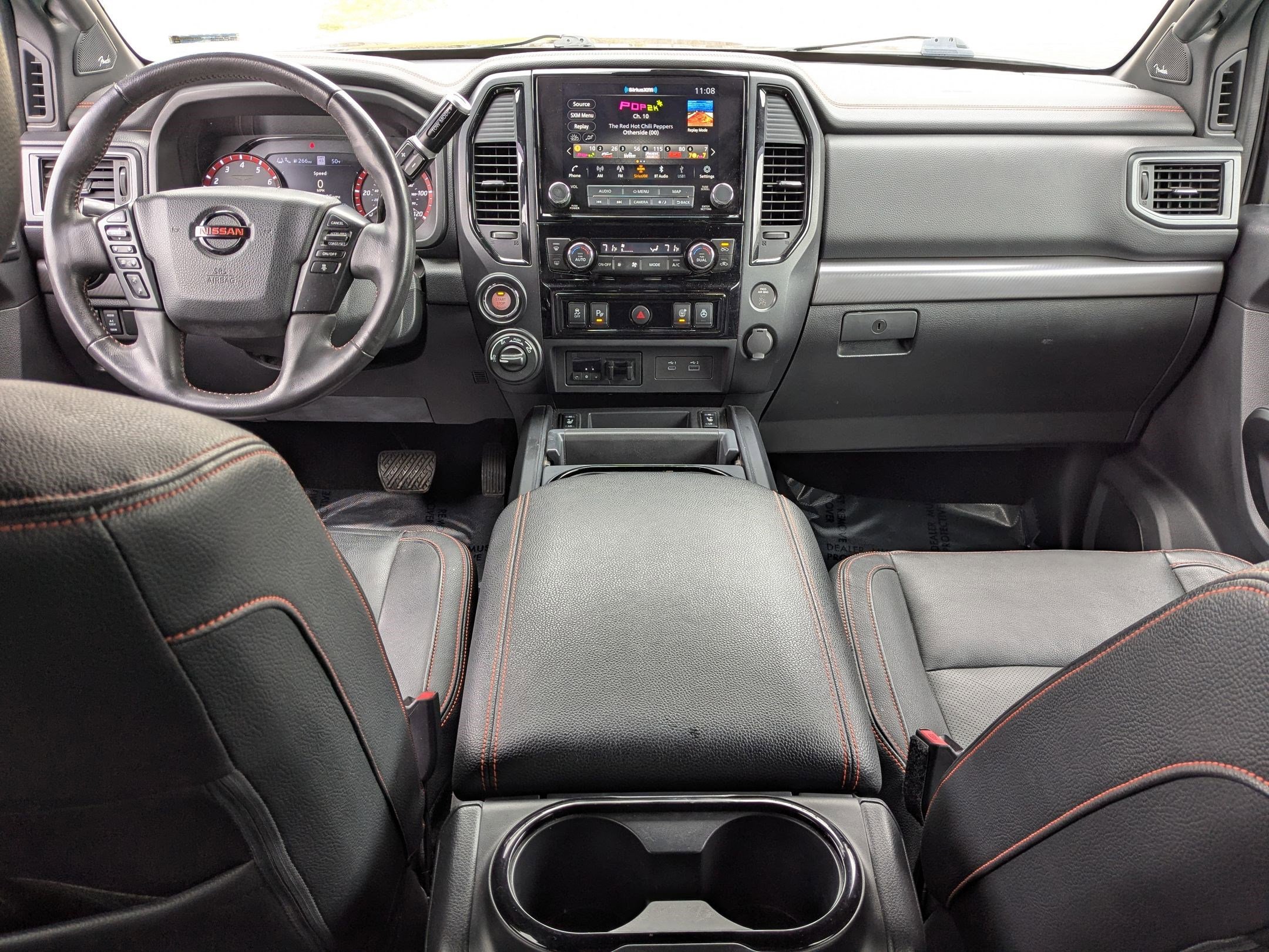 Used 2021 Nissan Titan PRO-4X w/ Pro-4x Convenience Package image 32