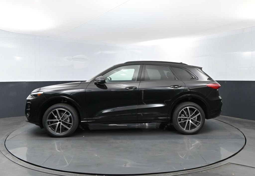 New 2026 Audi Q5 Premium AWD/4WD image 24