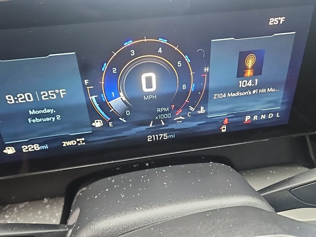 Certified 2025 Chevrolet Traverse LT image 27