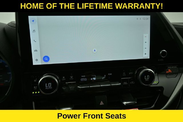 Used 2025 Toyota Highlander Platinum AWD/4WD image 21
