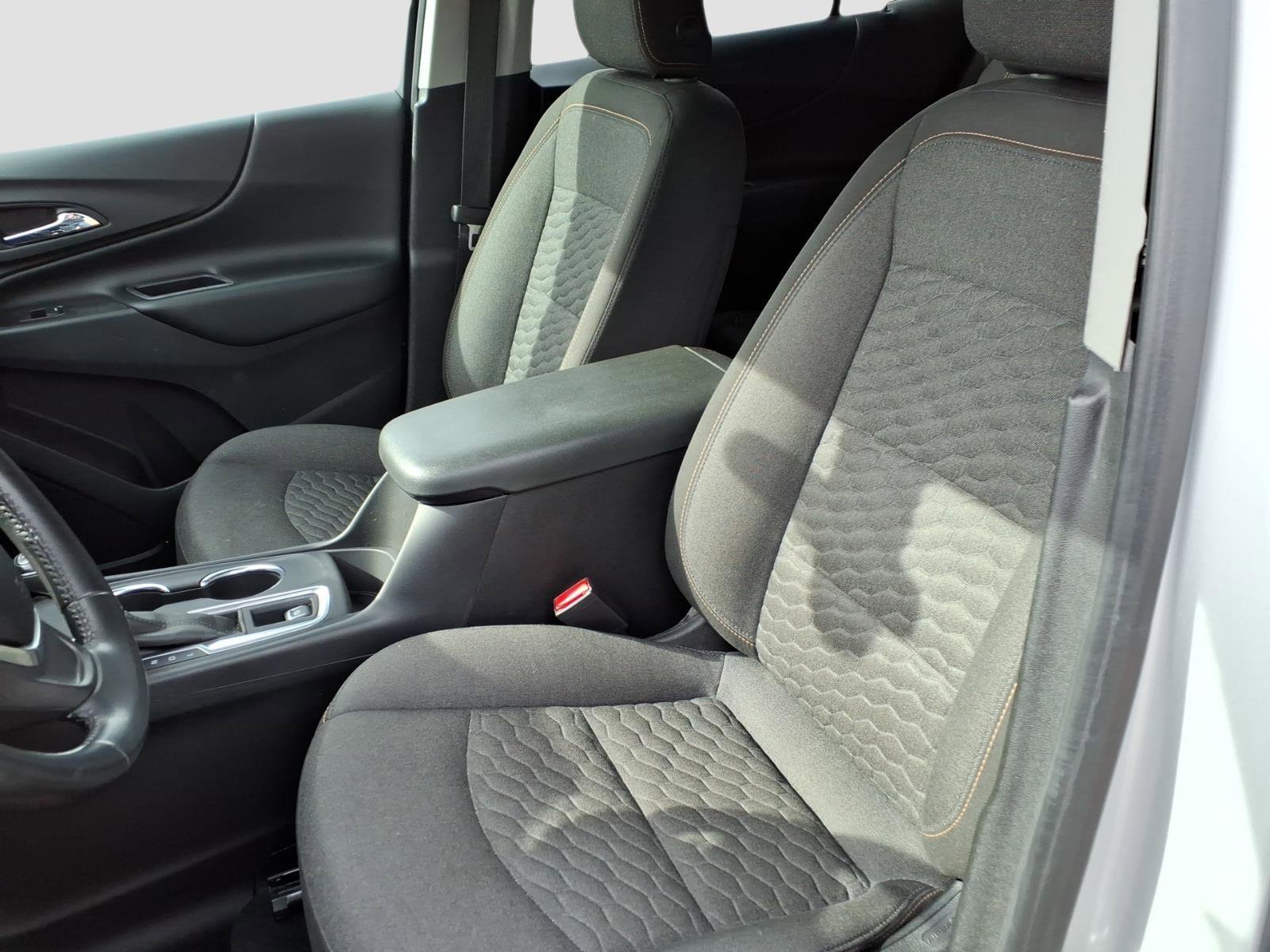 Used 2021 Chevrolet Equinox LT image 12